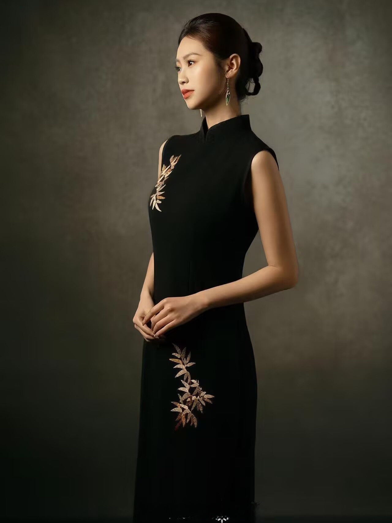 Studio Fotografi Potret Hitam  - Photography Lighting Style ulasan dan harga