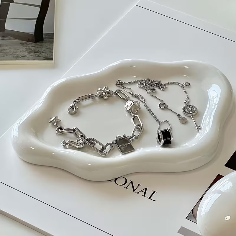 Baki Perhiasan Berbentuk Awan  - Photography Lighting For Jewelry ulasan dan harga